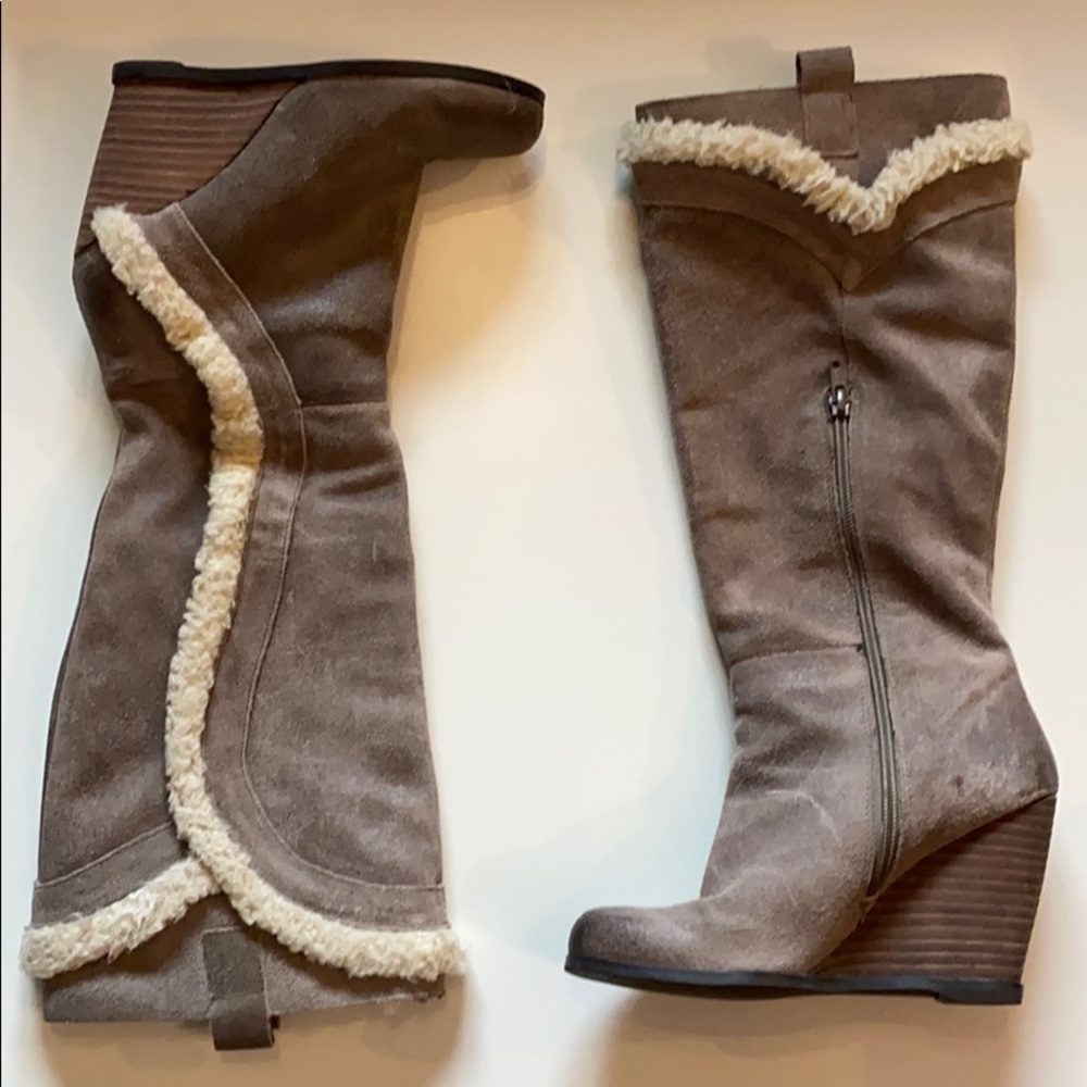 FERGIE Tan Boots BARELY WORN GREAT CONDITION!